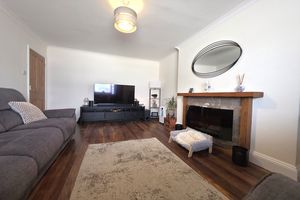 Lounge- click for photo gallery